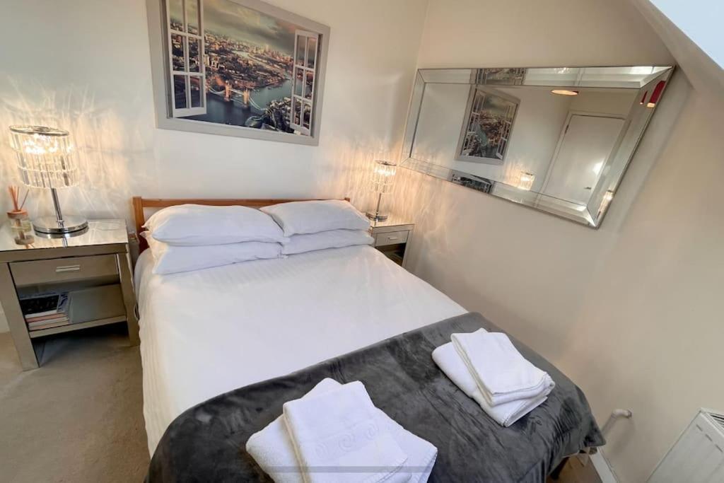 Apartament Spacious 1 Bedroom W/ Outdoor Terrace
